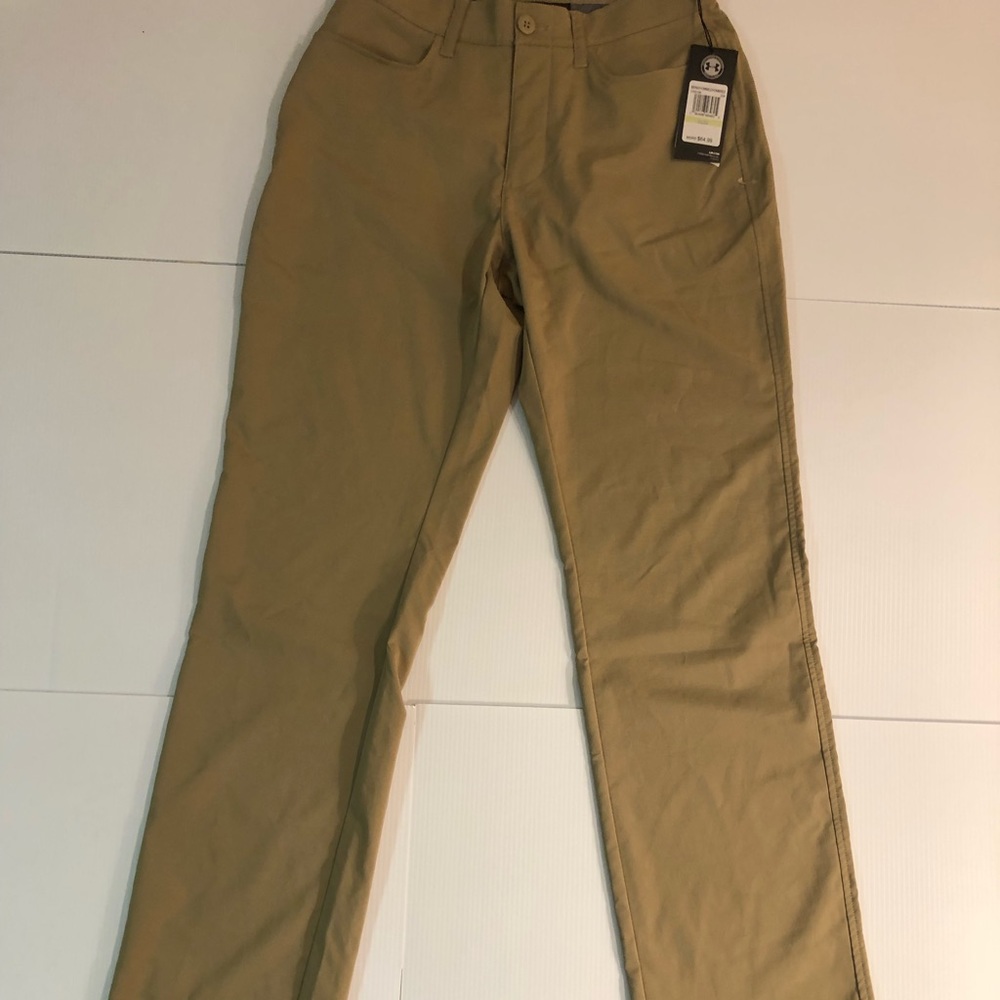 Under armour straight droit recto Corte retro tan pants 30/36 new with tags